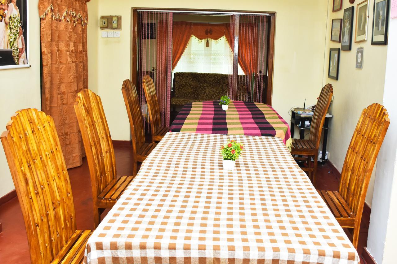 Deniyaya Guest House Exterior foto